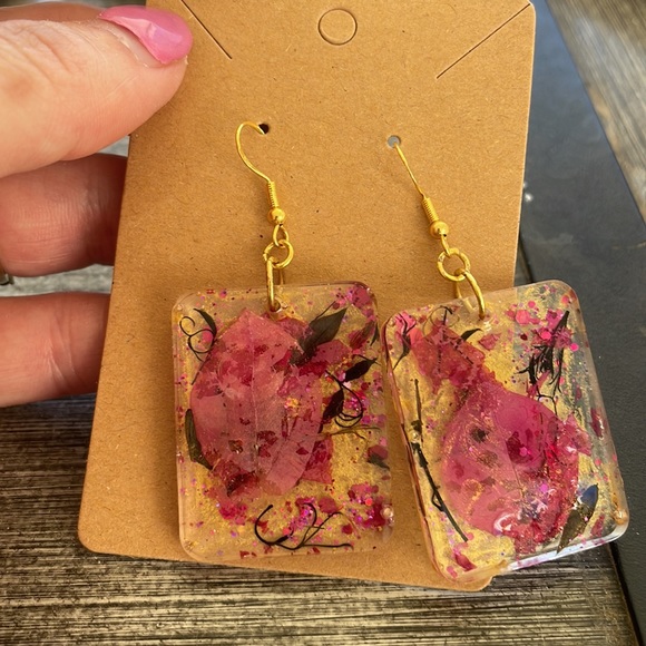 #103 Medium Pressed Flower Earrings - Picture 12 of 17